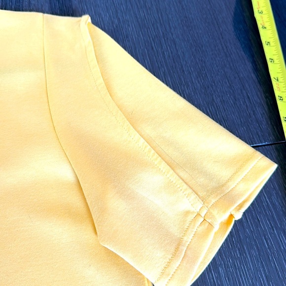 Unique yellow and denim blue  big flower shirt top tee.  New with tags - Picture 9 of 10